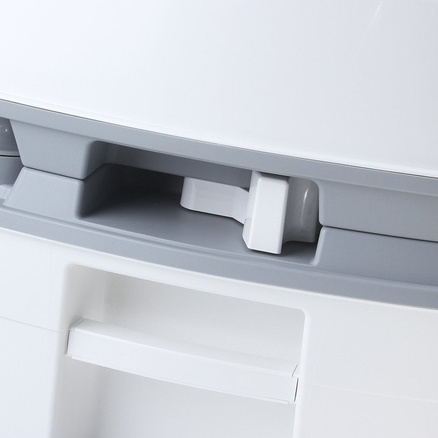 Toaleta turystyczna ze wskaźnikiem Qube XGL 21L Thetford